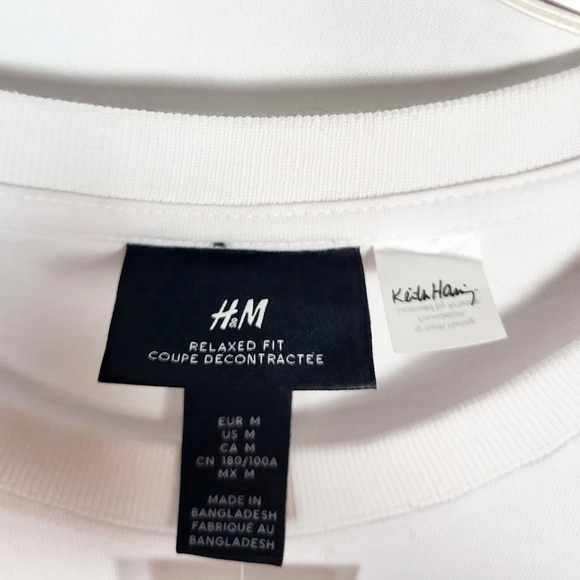 H&M x Keith Haring New York Apple graphic tee NWT - Picture 3 of 5